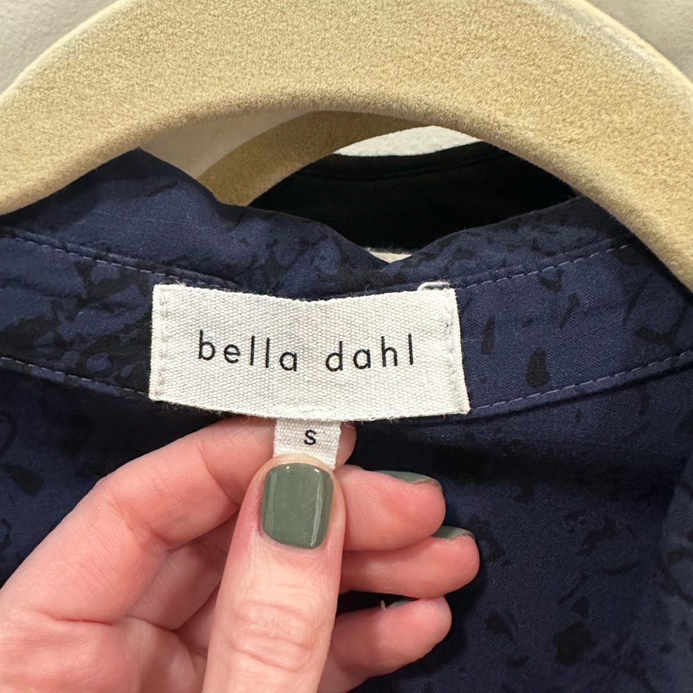 Bella Dahl button up size Small